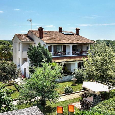 Amazing Apartment In Porec With Wifi Exterior photo